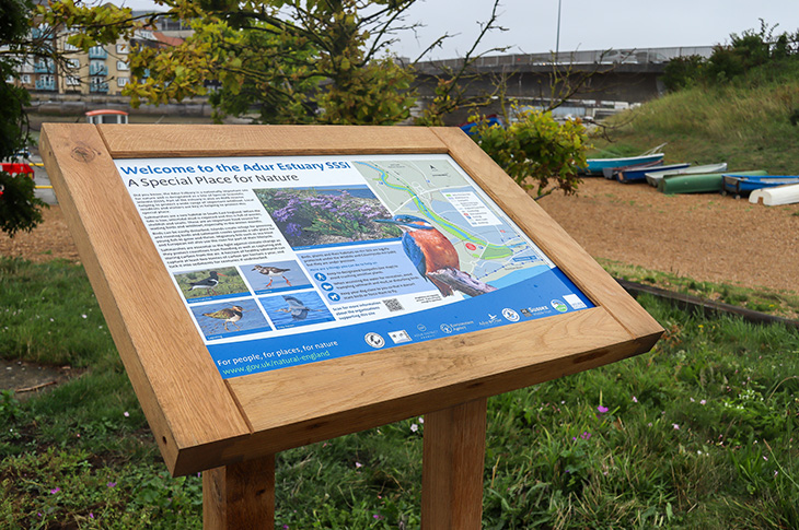 PR23-107 - One of the new signs about the Adur Estuary SSSI, next to the River Adur (2)