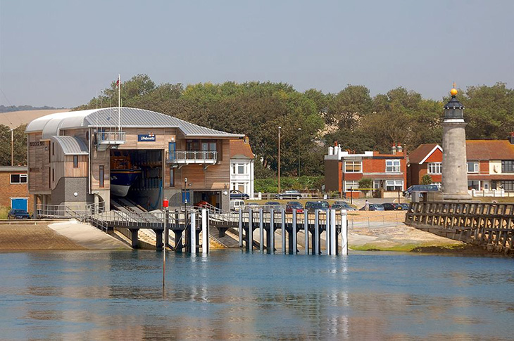 RNLI lifeboat station and Kingston Lighthouse on River Adur