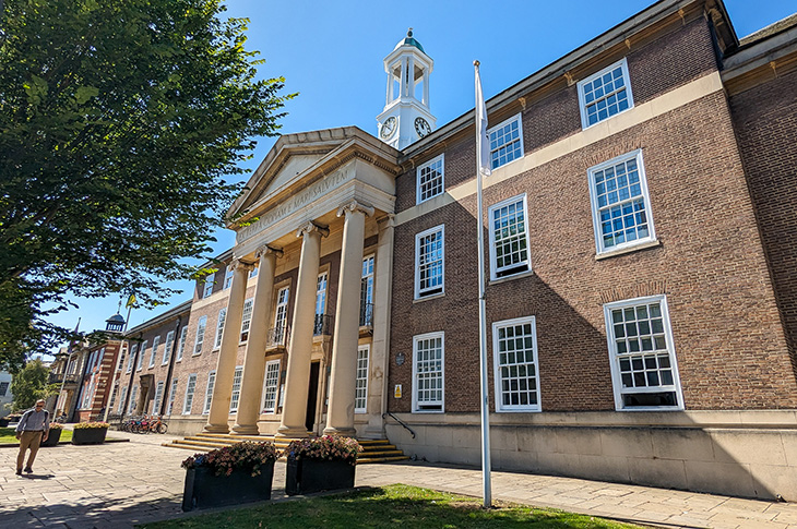 Worthing Town Hall (on a sunny day)