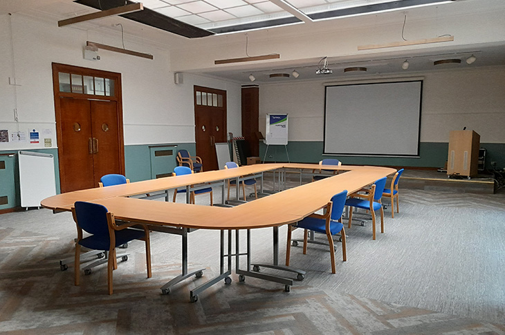 Worthing Town Hall - Gordon Room (stage and screen)