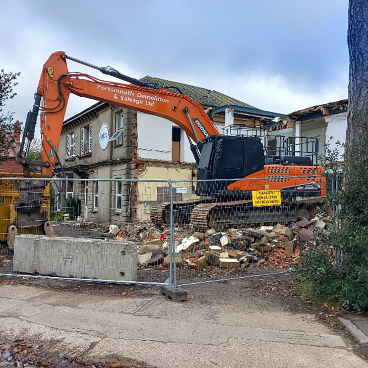 PR23-169 - Skywaves House in Worthing - demolition (3)