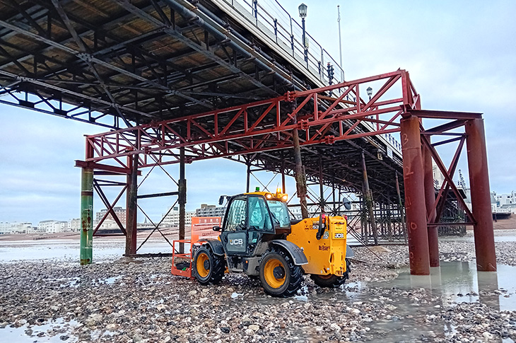 Worthing Pier - the steel frame supporting the pier