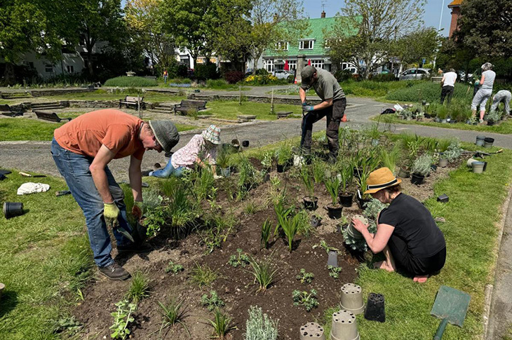 PR25-103 - Worthing CIL Neighbourhood Fund - awarded to Friends of Denton Gardens sunken garden project