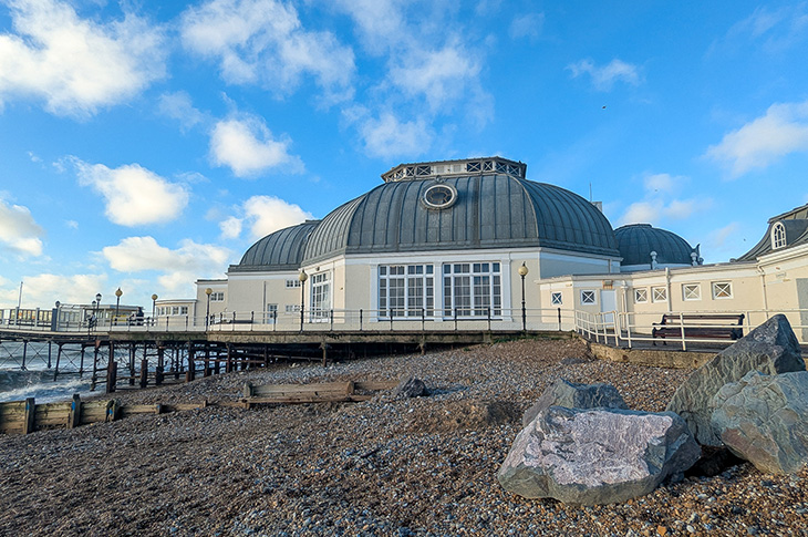Worthing Pier - Pavilion Theatre