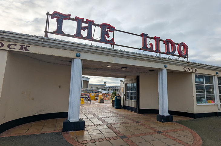 Worthing Lido - the entrance and sign (January 2026)