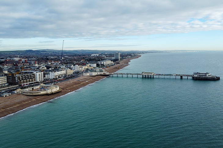 Worthing Lido - aerial photo with the pier (January 2026)