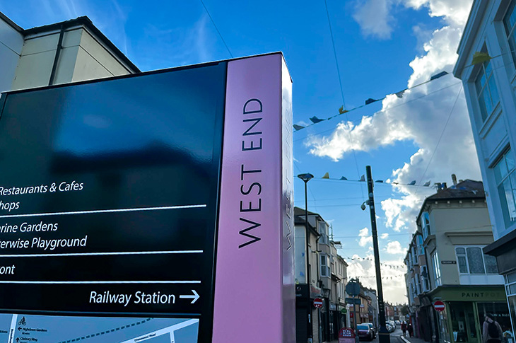 Worthing Wayfinding sign - West End - Montague Street
