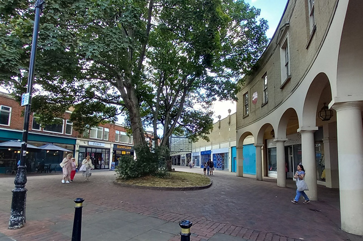 The Montague Quarter, Worthing (1)