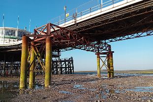 Work begins on permanent repair for Worthing Pier